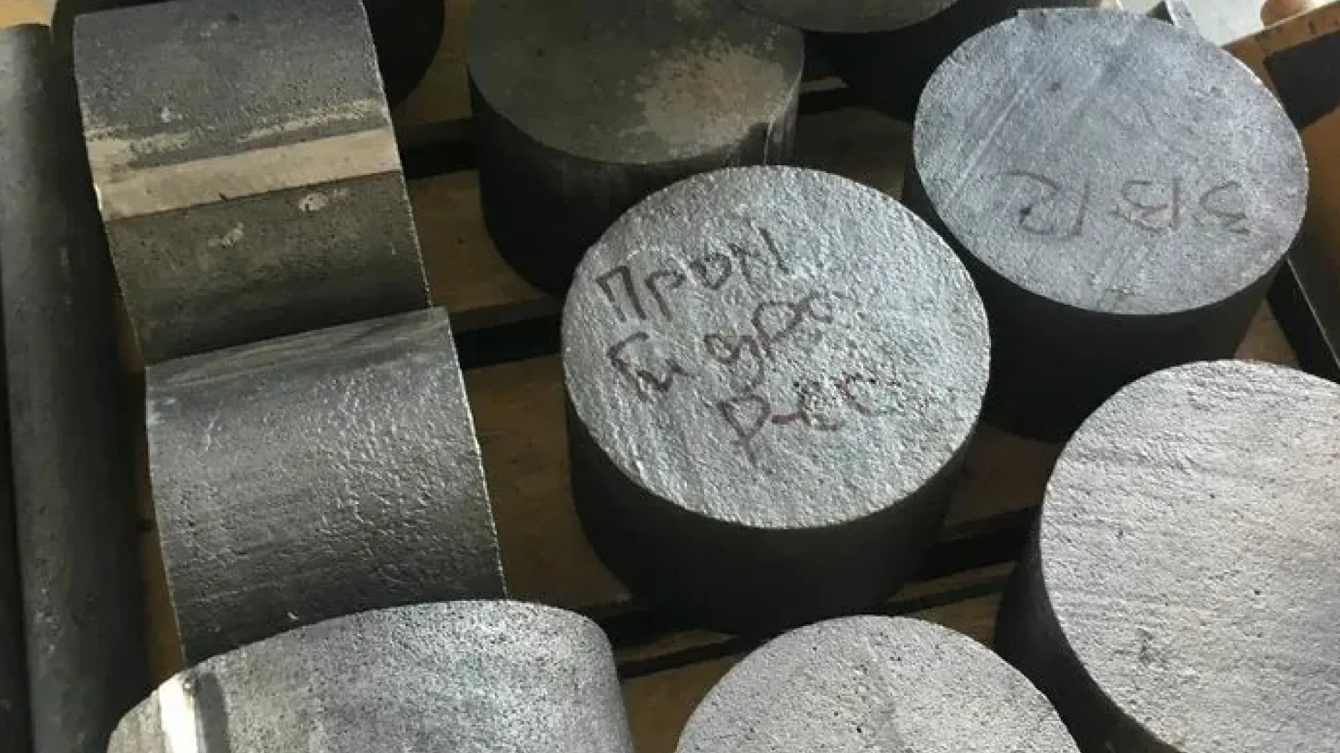 Чугунные отливки втулка 500х500 мм СЧ35